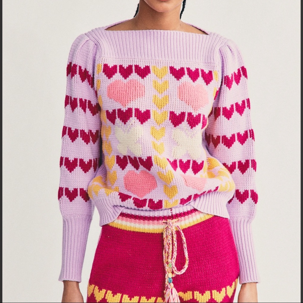 Lavender Puff sleeve sweater with heart print
